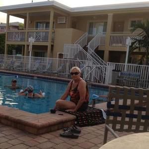 Meet your Posher, Pat